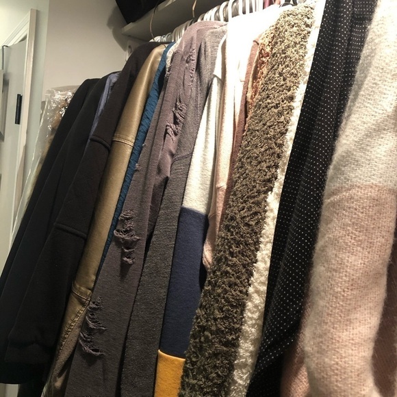 Reseller Inventory Mystery Box - Women’s Various Sizes | Midrange Brands - Picture 4 of 5